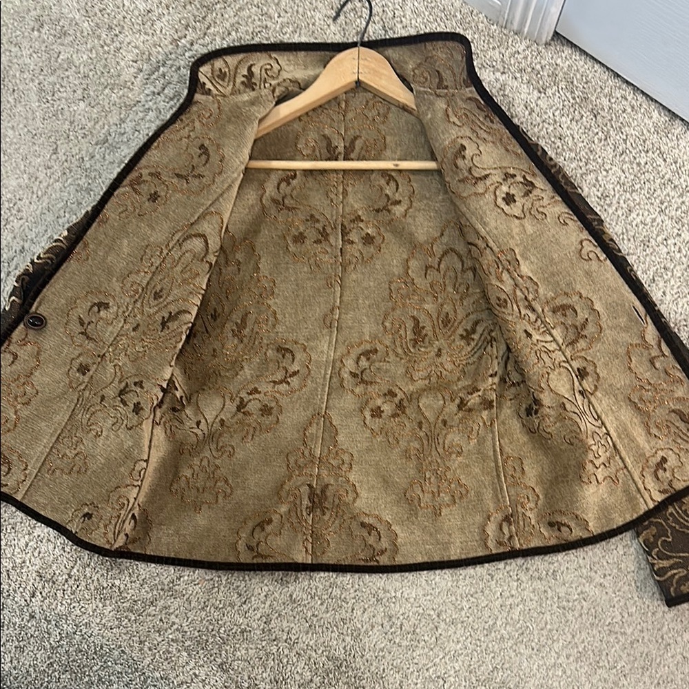 Handmade Brown and Cream Patterned Jacket - Picture 6 of 11